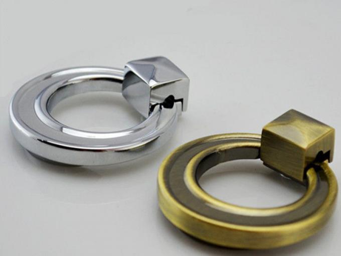 Tirate classiche dell'anello del Governo del bronzo dell'oggetto d'antiquariato, maniglie in lega di zinco della mobilia del diametro di 43mm retro