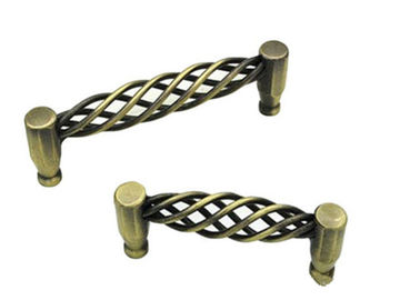 Maniglie nere dell'armadio da cucina del Birdcage ed hardware d'ottone antico della mobilia delle manopole 96mm